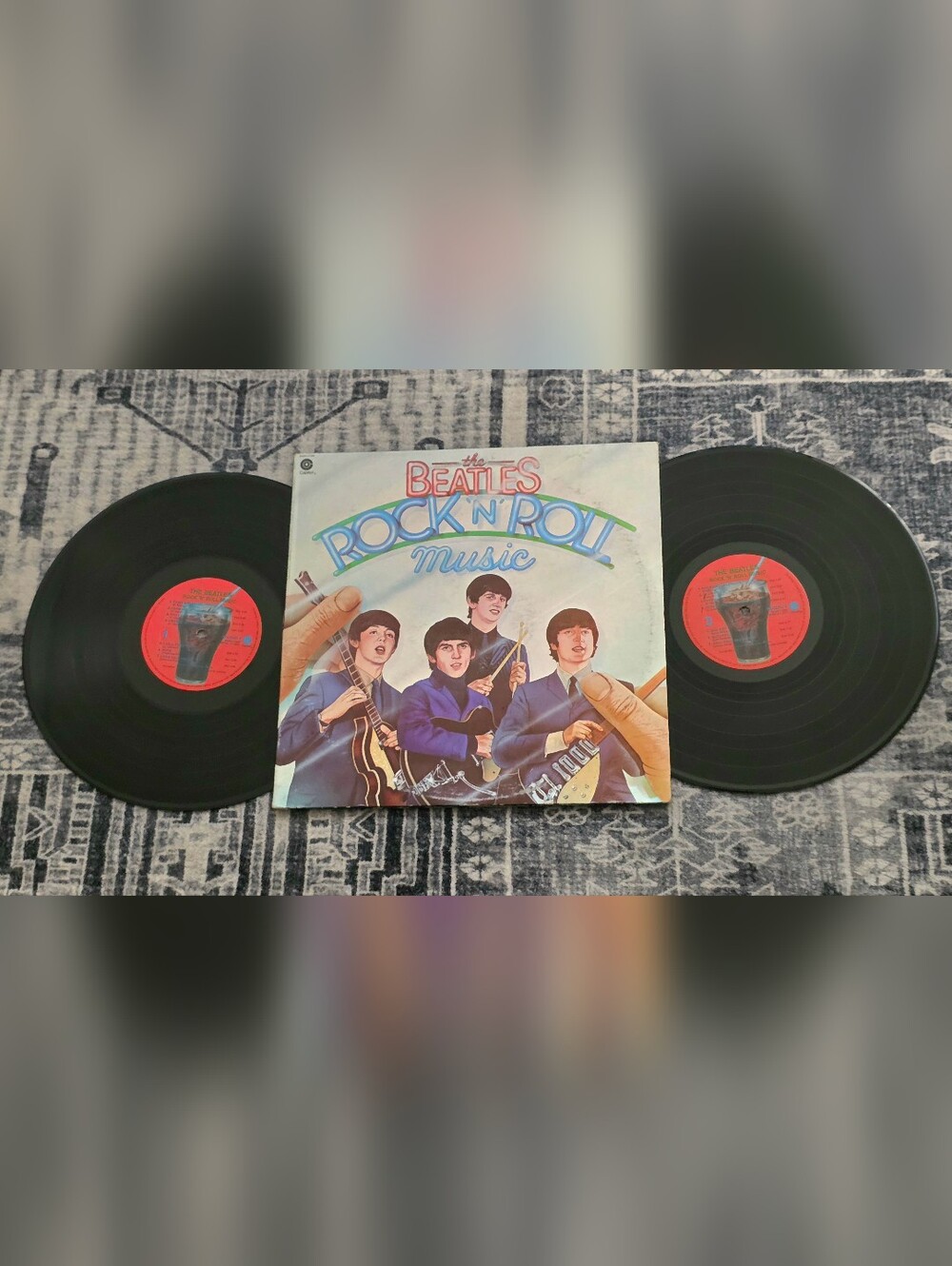 The Beatles Double 2 X LP Vinyl Rock and Roll Music Capitol Vintage Rare 70s vtg